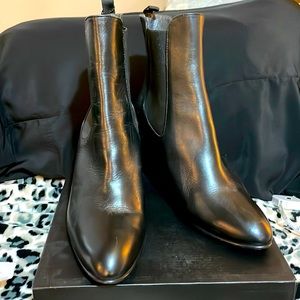 Leathers booties made in Italy